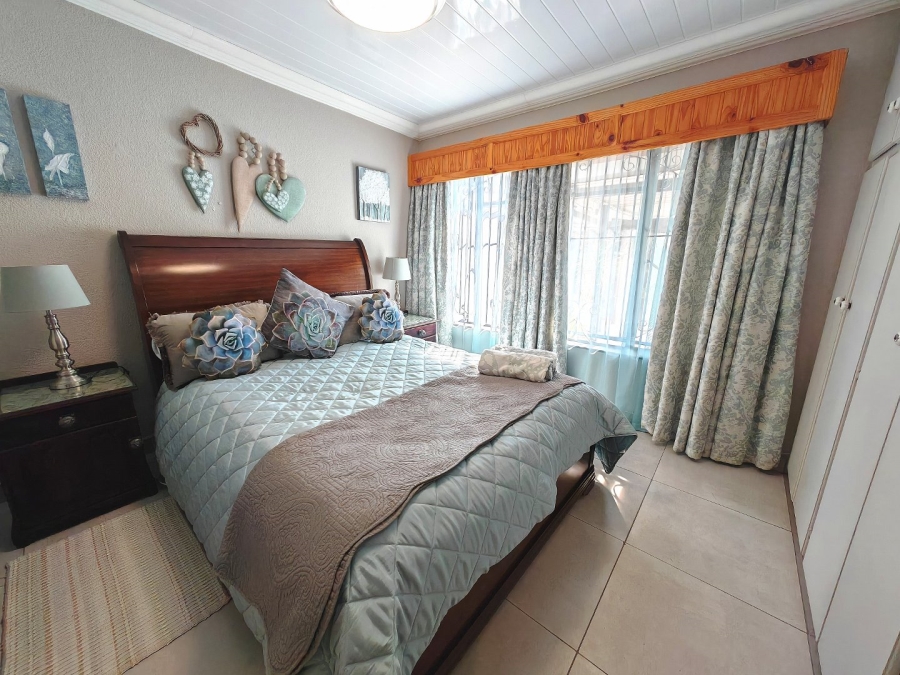 6 Bedroom Property for Sale in Dan Pienaar Free State